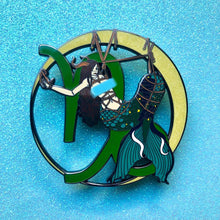 Load image into Gallery viewer, Capricorn Shibari (2.75 inch)