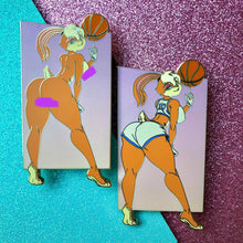 Load image into Gallery viewer, Basketball Bunny (3.5-inch)
